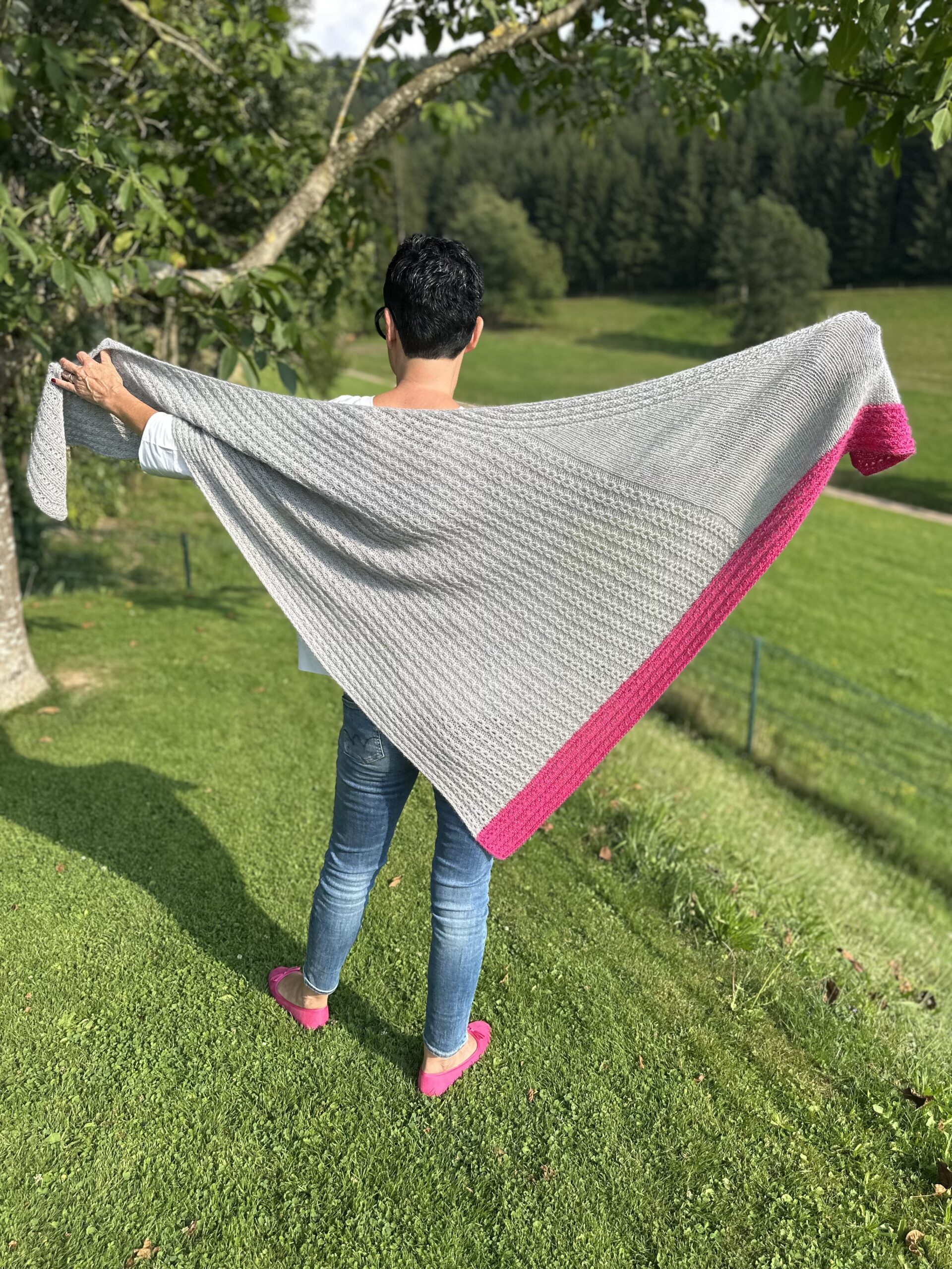 ROS V-SHAWL, dt./engl. - Release 14.11.25 – Bild 4