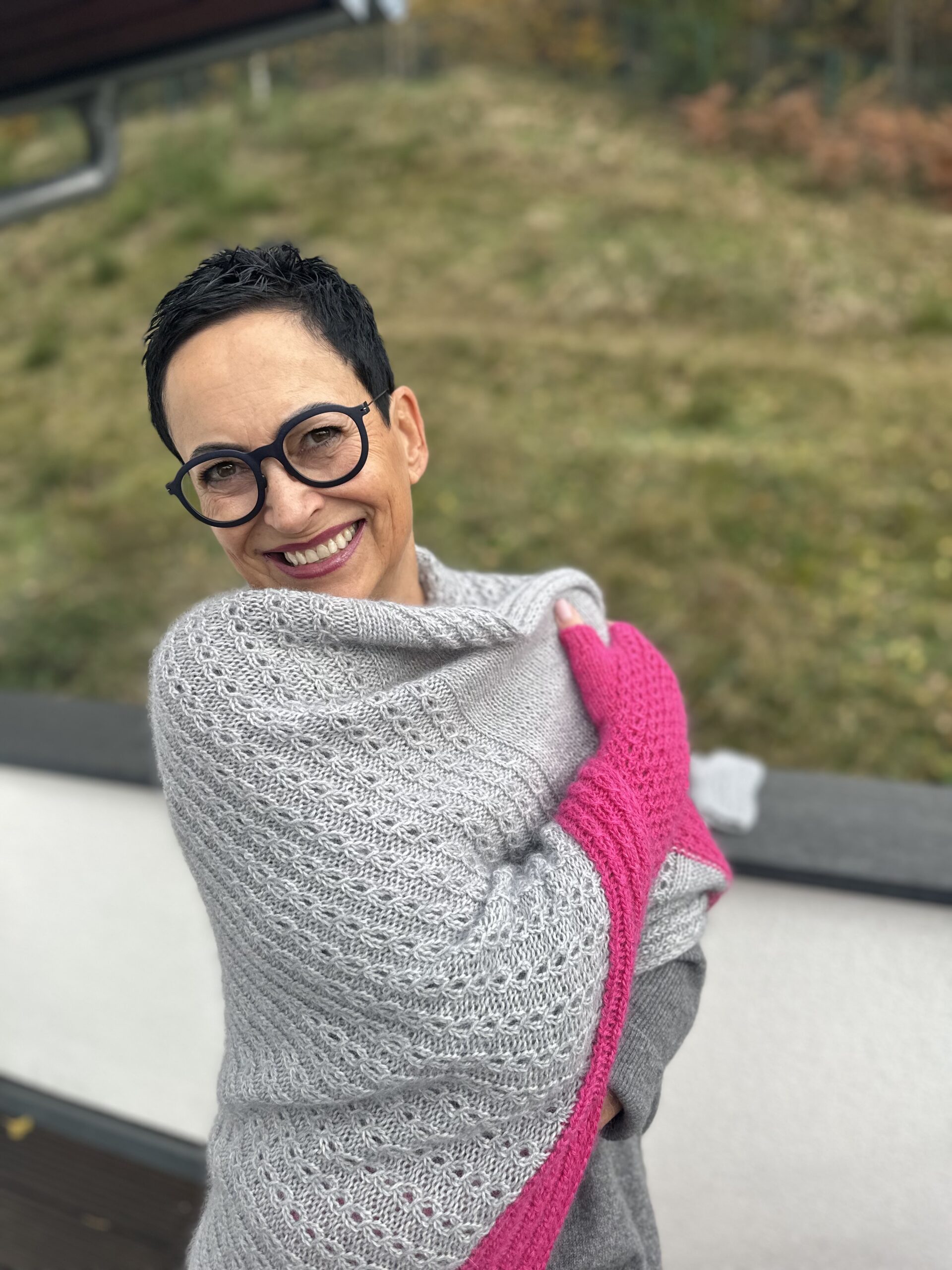 ROS V-SHAWL, dt./engl. - Release 14.11.25 – Bild 5