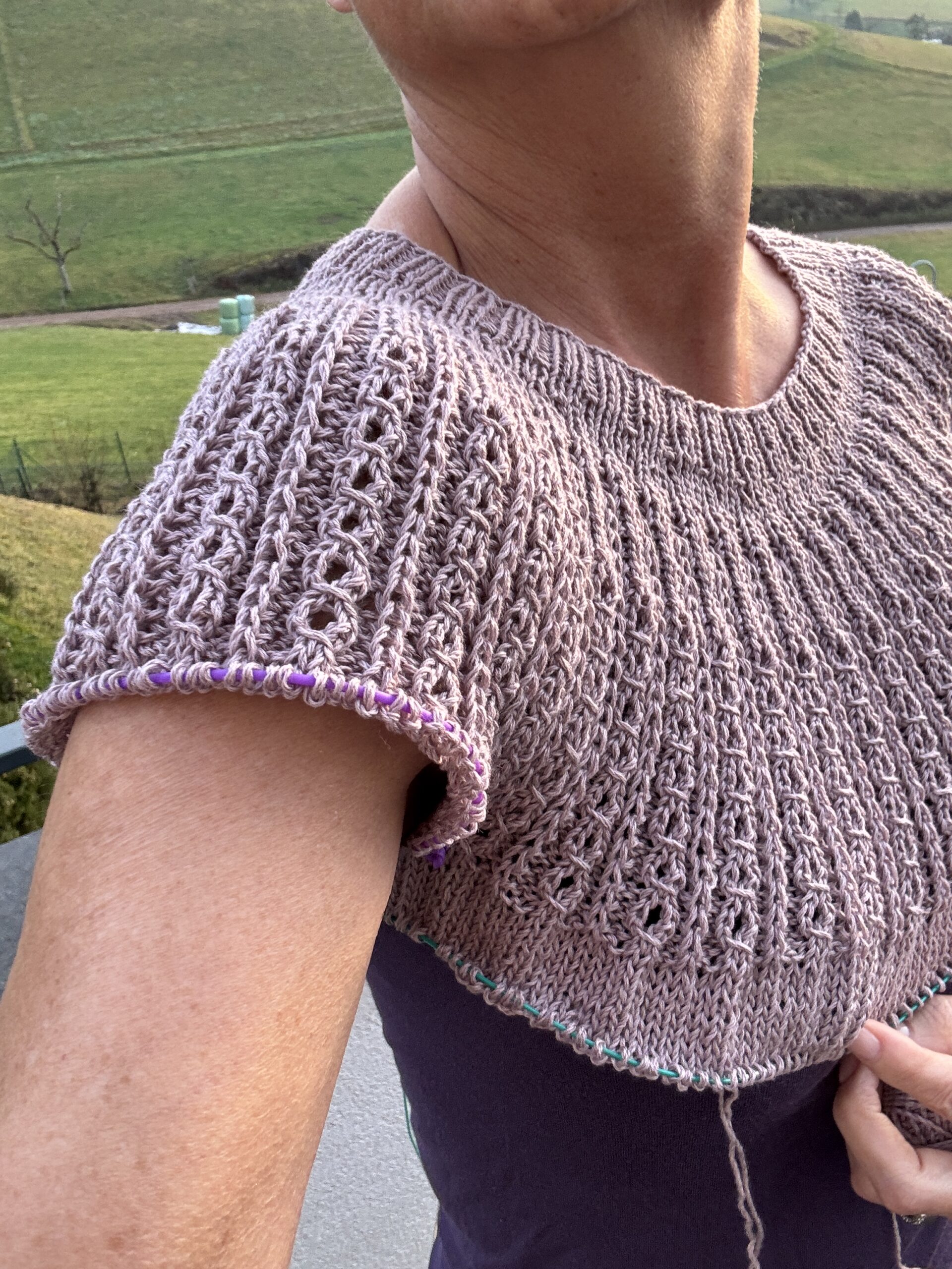 CERSEI TEE, dt. / engl. - Release 6.03.26 – Bild 3