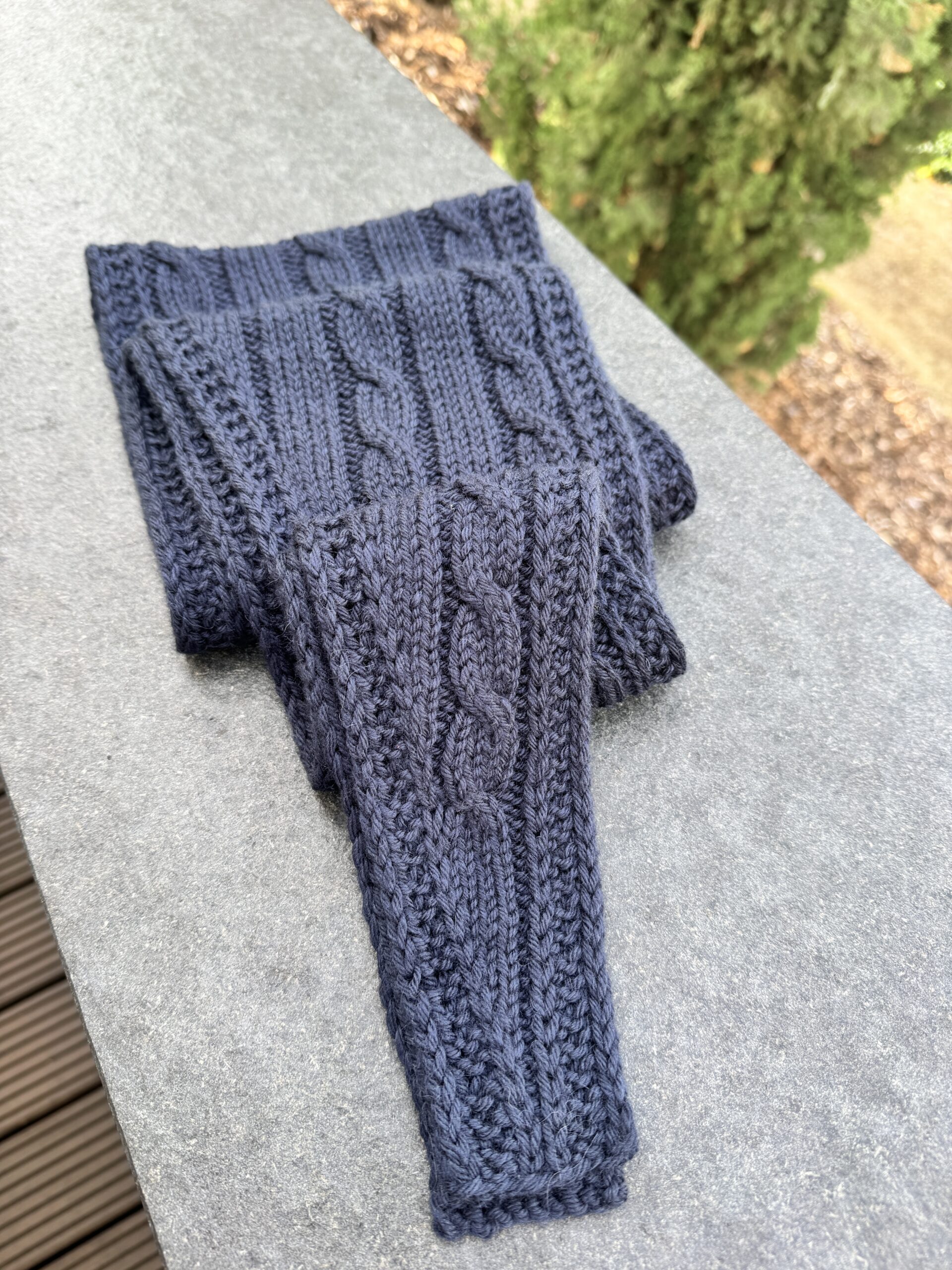 YGRITTE Scarf, dt. / engl. - Image 10